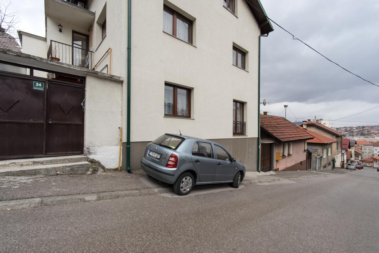 Old Town Apartment Sarajevo Luaran gambar